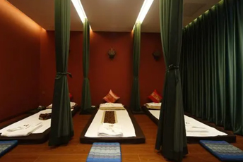 西安莲湖泰式按摩的被动瑜伽：当身体被折叠成诗